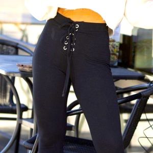 KITTENISH XS NWT LACE UP LEGGINGS